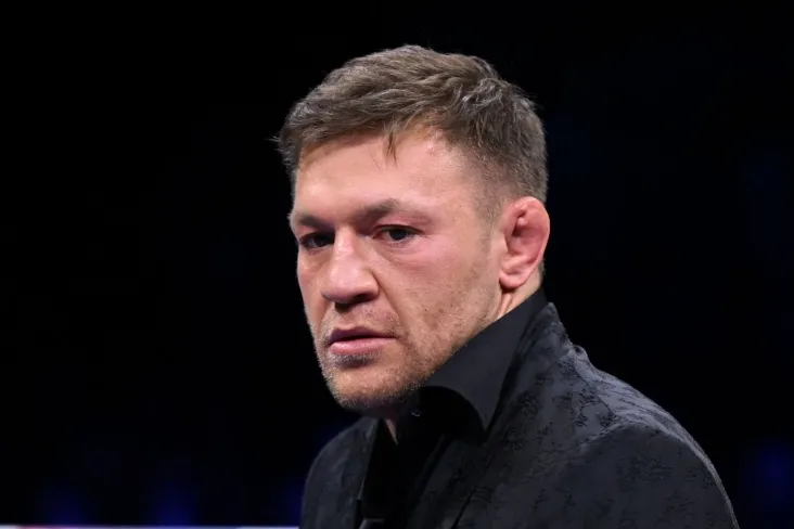 Jurnalist Xelvani nima uchun Konor Makgregor oq uyda jang qilmasligini aytdi